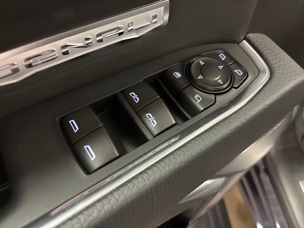 New 2026 GMC Sierra 1500 Denali w/ Denali Reserve Package image 18
