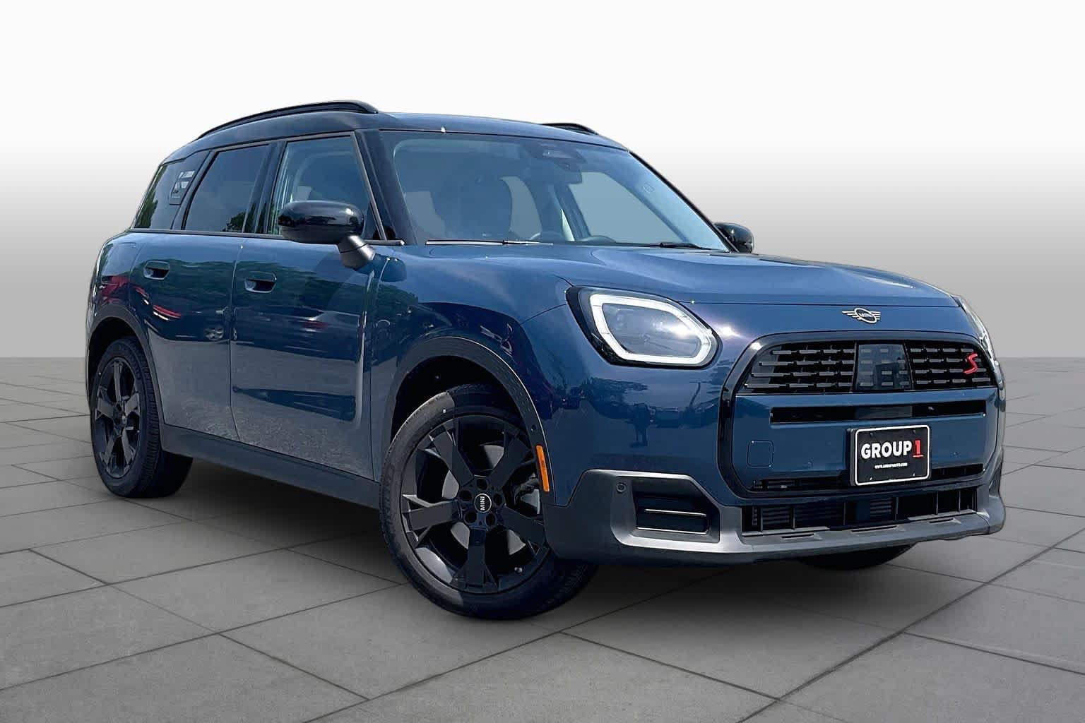 Certified 2025 MINI Cooper Countryman S AWD/4WD image 2