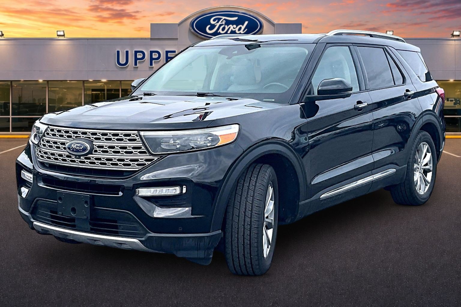 Used 2021 Ford Explorer Limited w/ Equipment Group 301A RWD image 9