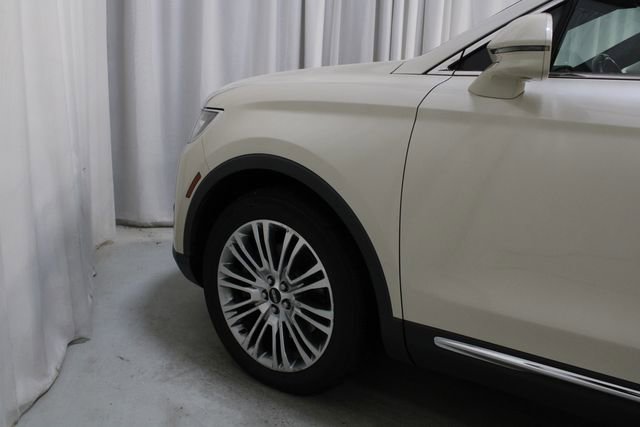 Used 2018 Lincoln MKX Reserve w/ Lincoln MKX Climate Package image 30