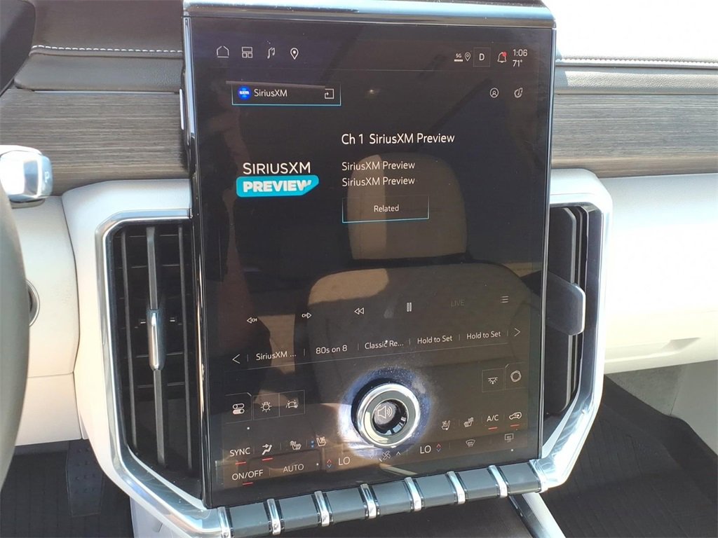 Certified 2025 GMC Acadia Denali w/ Super Cruise Package image 18