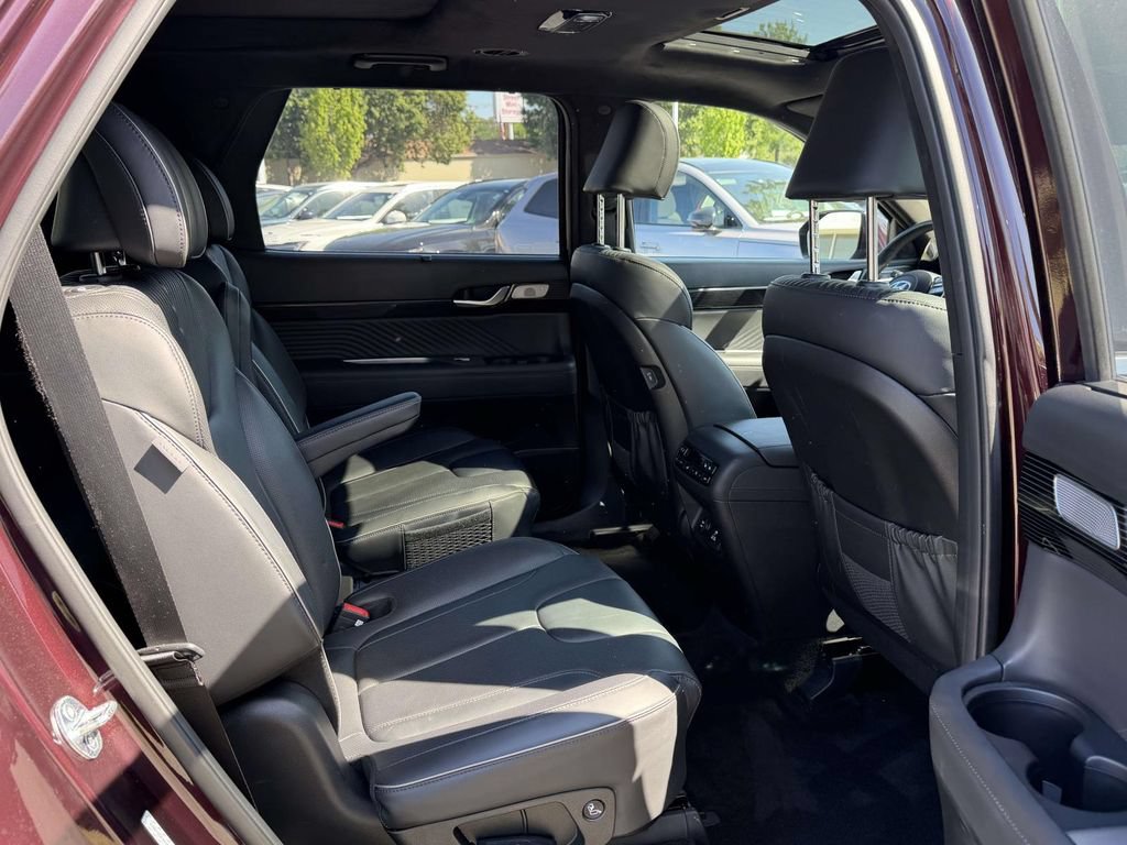 Used 2023 Hyundai Palisade Calligraphy AWD/4WD image 13