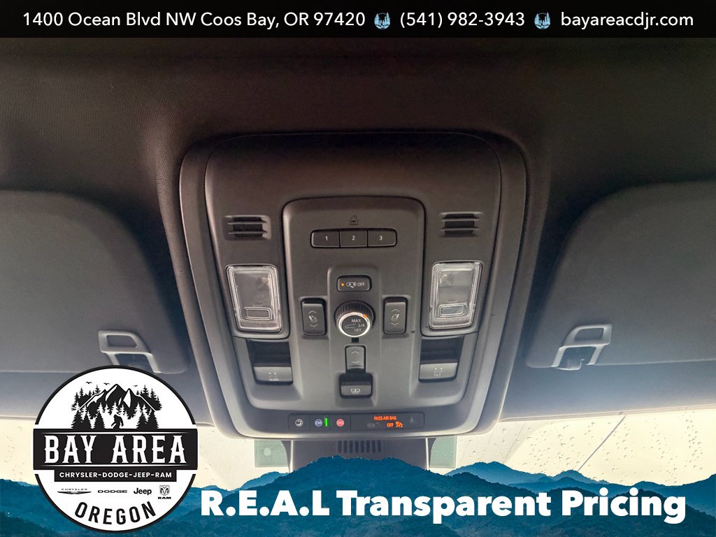 Used 2024 GMC Yukon Denali AWD/4WD image 22
