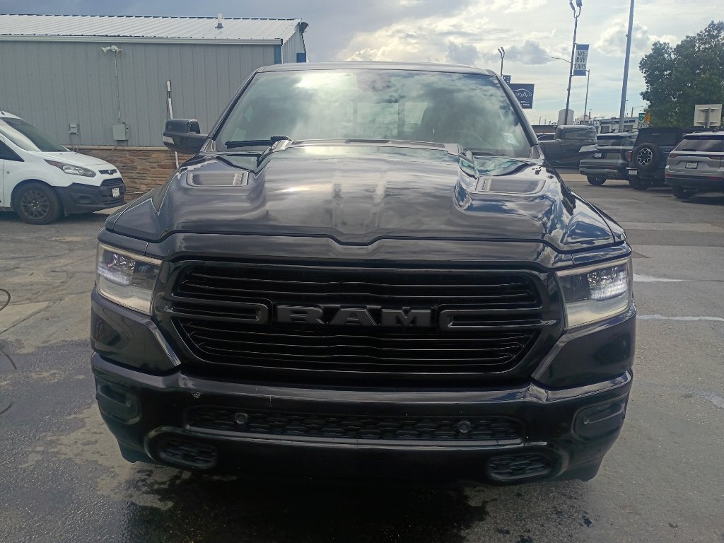 Used 2020 RAM 1500 Sport w/ Level 2 Equipment Goup w/2_L AWD/4WD image 3