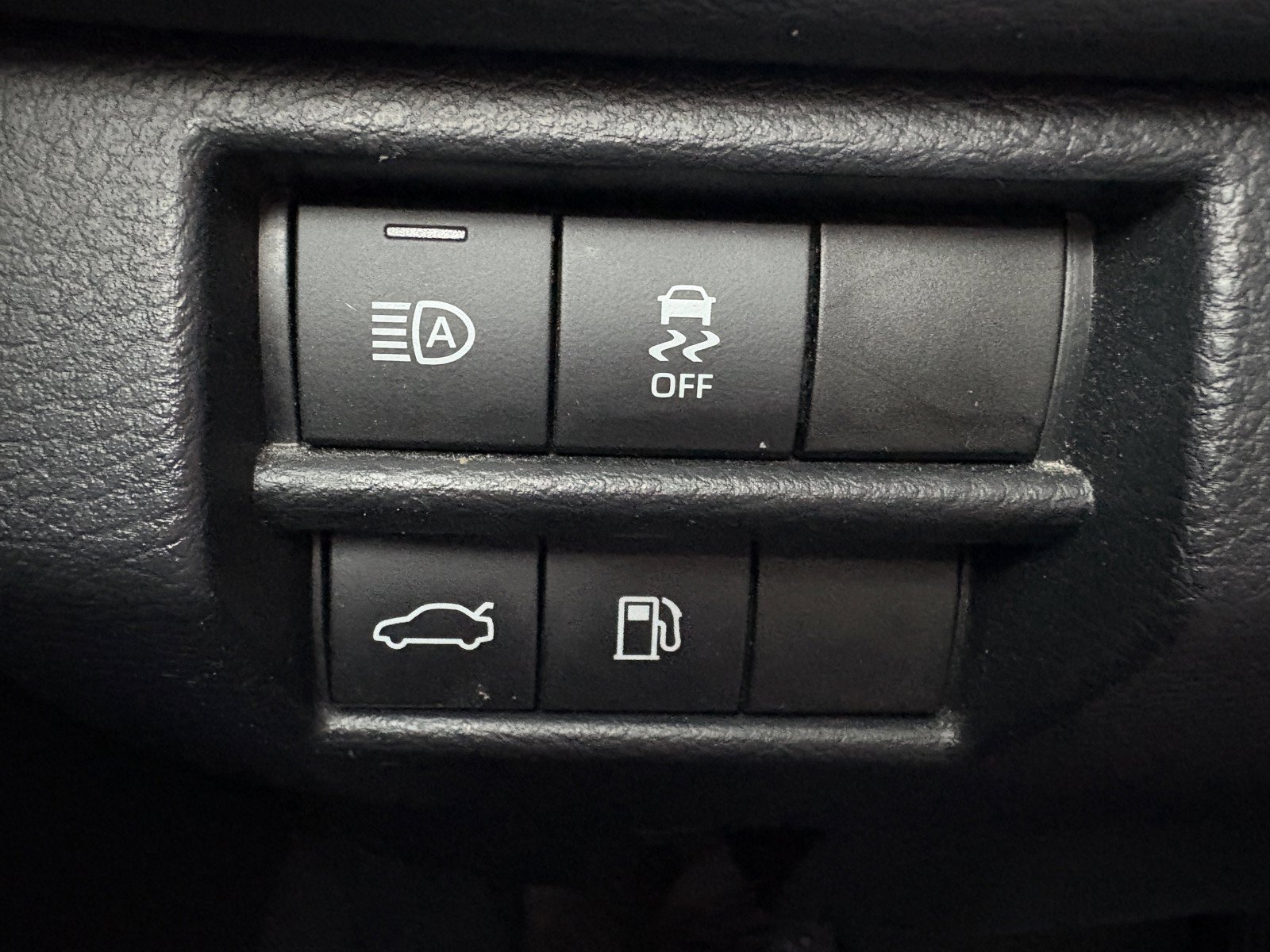 Used 2021 Toyota Avalon XLE FWD image 14