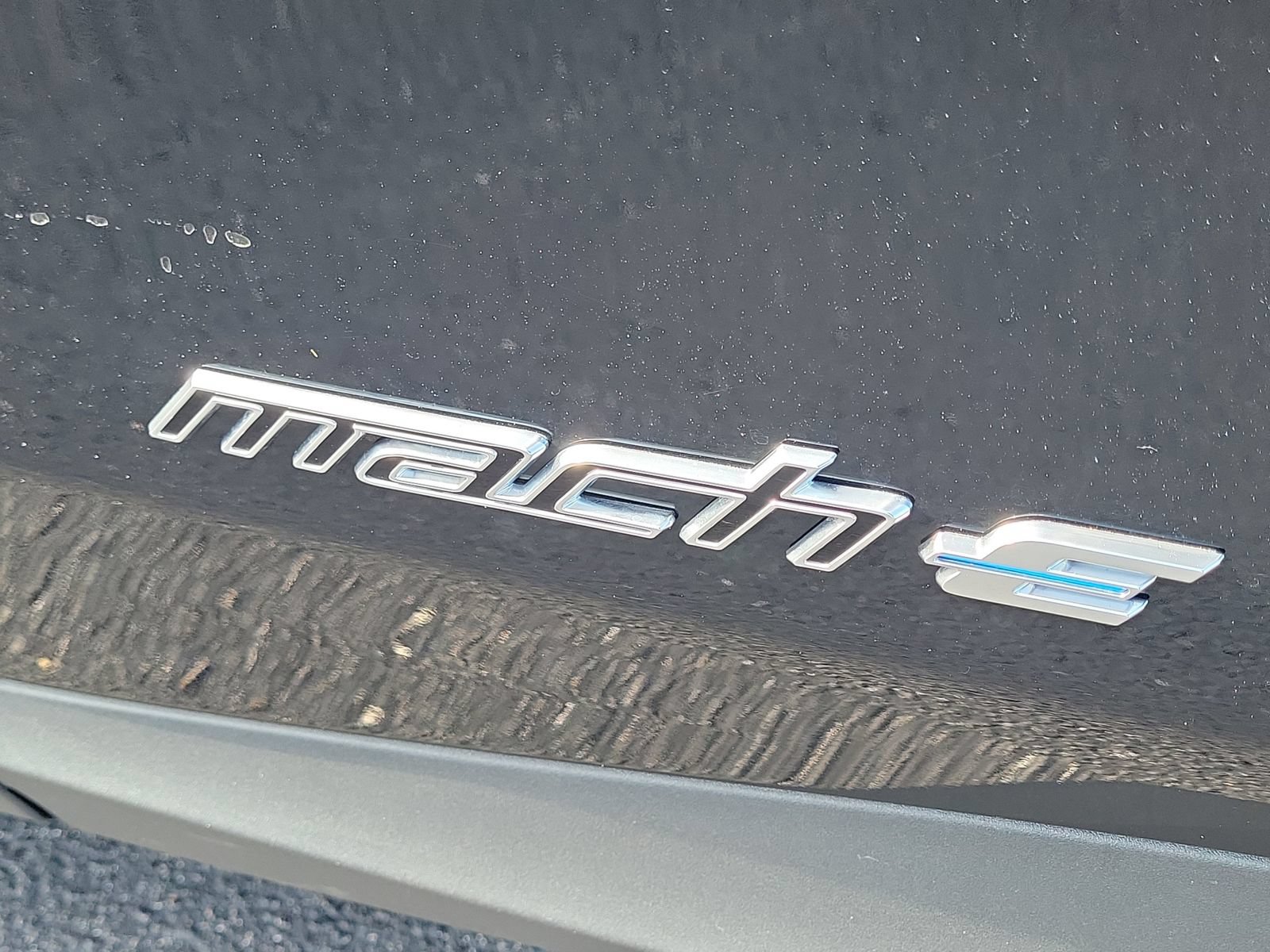 Certified 2025 Ford Mustang Mach-E Select RWD image 8