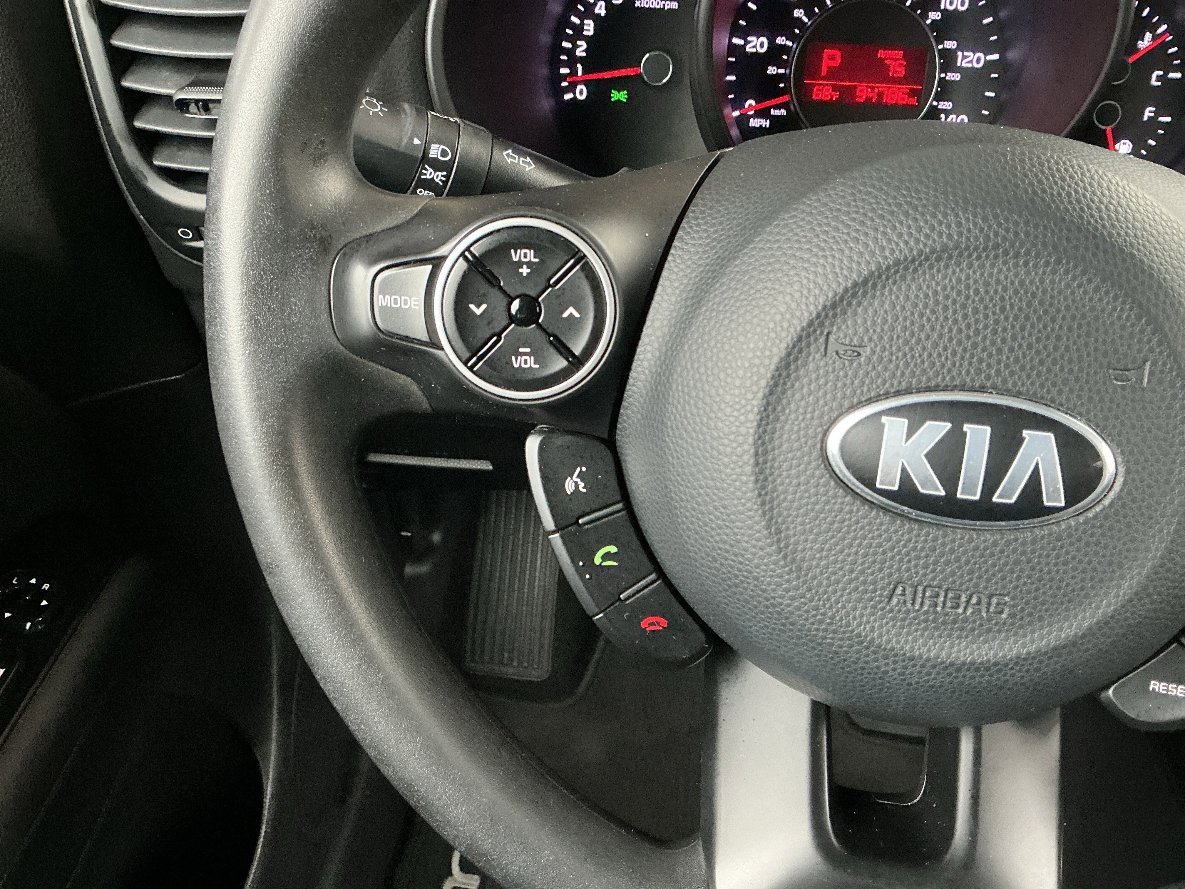 Used 2018 Kia Soul image 12
