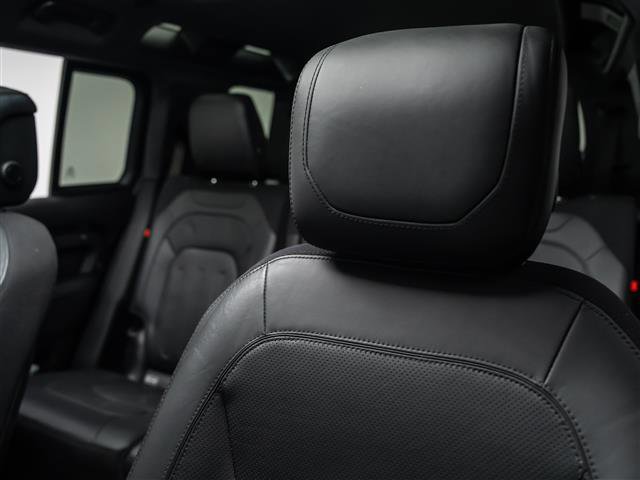 Used 2020 Land Rover Defender 110 X image 14