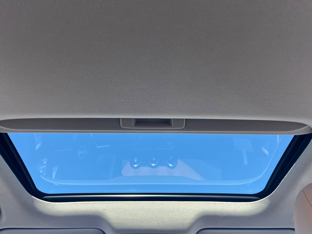 New 2025 Nissan Sentra SV w/ SV Premium Package image 18