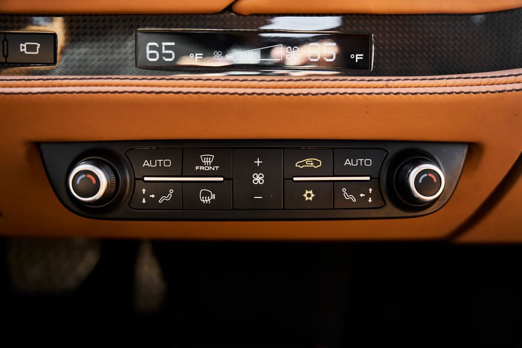 Used 2020 Ferrari F8 Tributo image 73