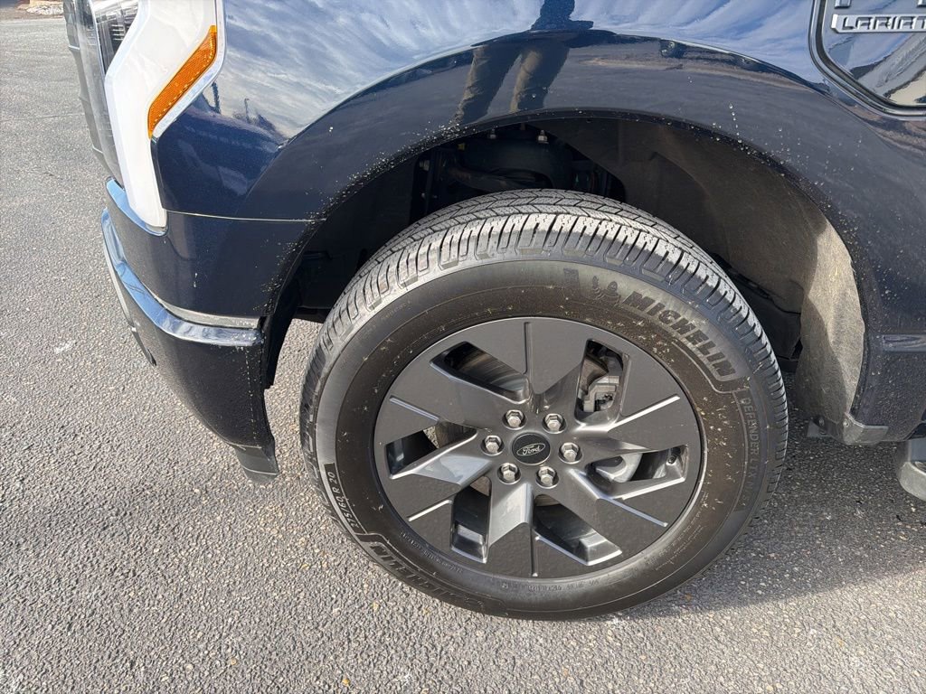 Certified 2023 Ford F150 Lightning Lariat image 14