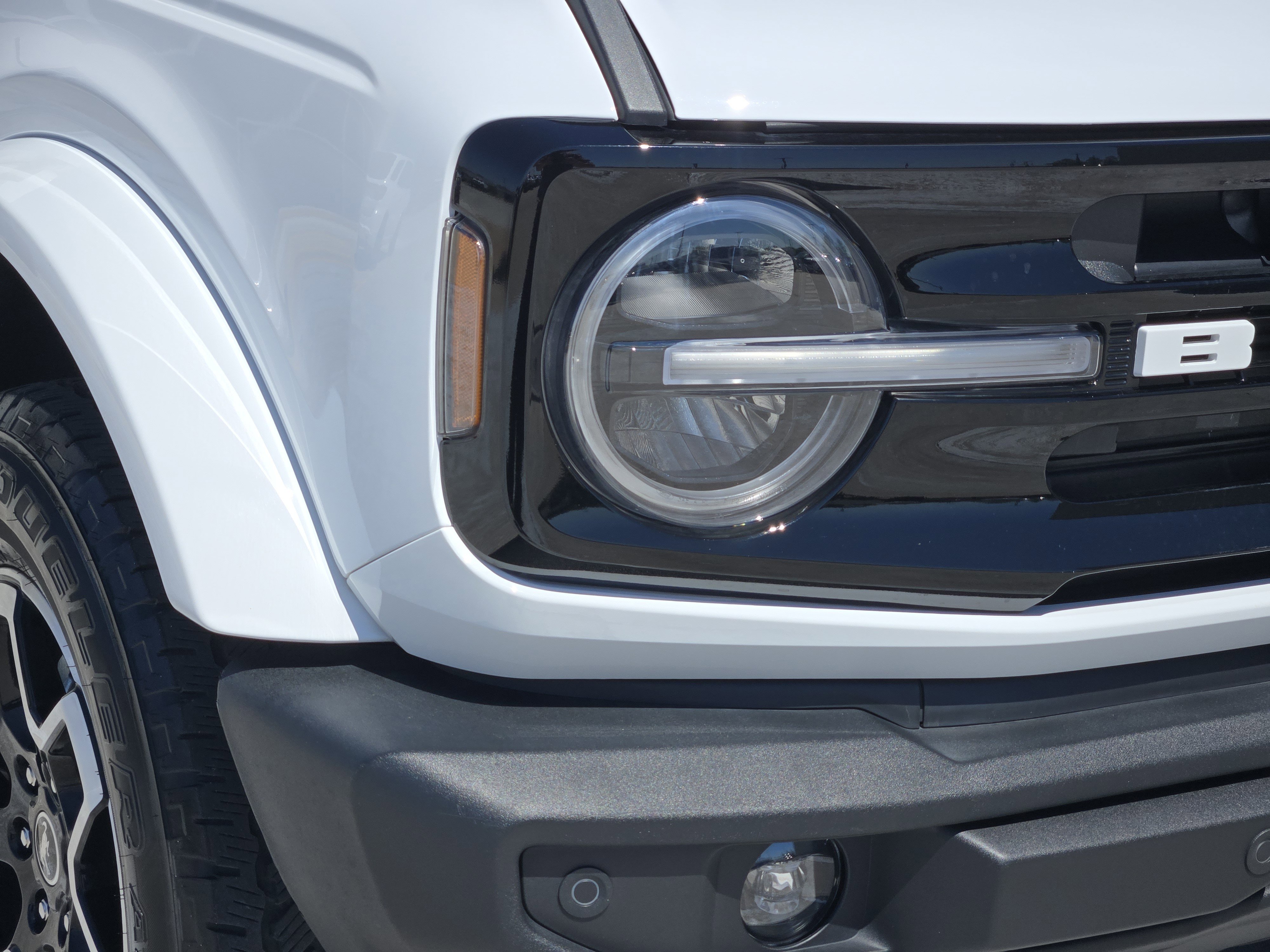 Used 2024 Ford Bronco Outer Banks image 10