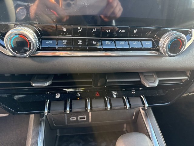 New 2026 GMC Canyon Elevation w/ Convenience Package image 18