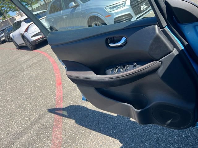 Used 2015 Nissan Leaf S w/ Charge Package FWD image 19