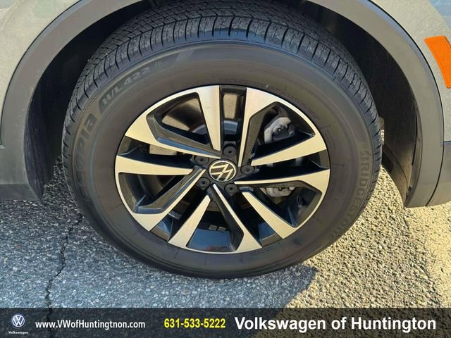 Certified 2024 Volkswagen Tiguan S image 10