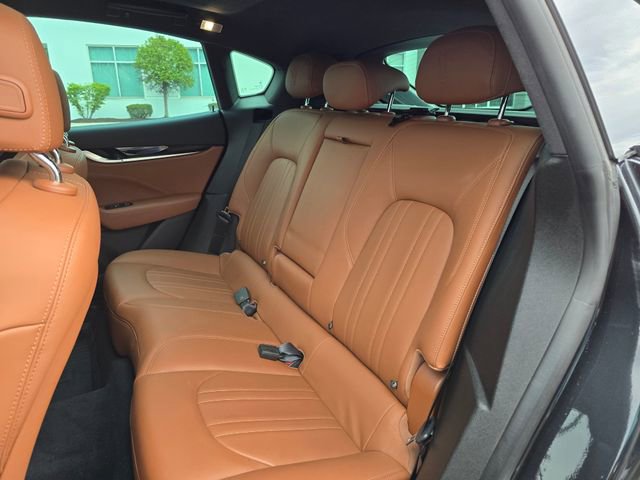 Used 2023 Maserati Levante GT image 25