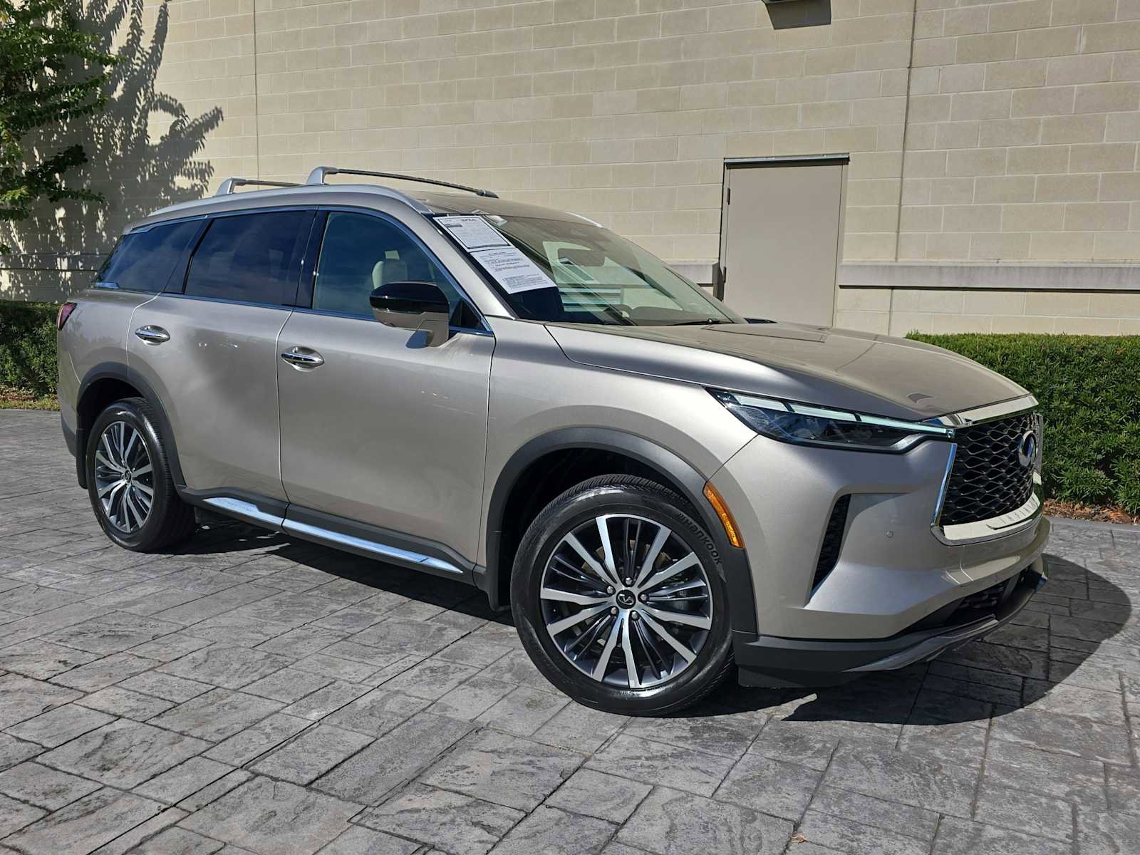 Certified 2025 INFINITI QX60 Sensory w/ Vision Package image 32