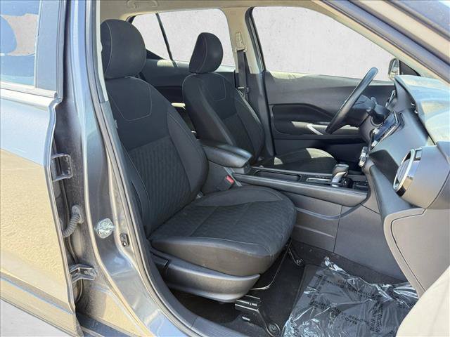 Used 2023 Nissan Kicks SV FWD image 13