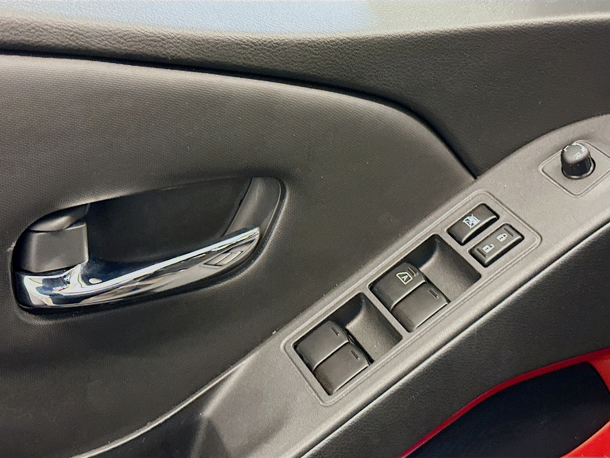 Used 2023 Nissan Frontier PRO-4X w/ Technology Package image 15