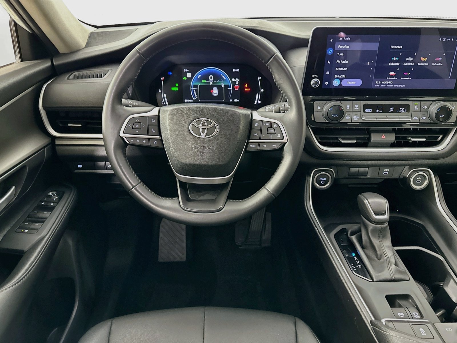 Used 2024 Toyota Grand Highlander AWD Hybrid image 15