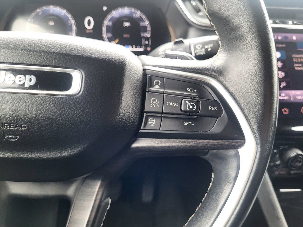 Used 2021 Jeep Grand Cherokee L Limited w/ Luxury Tech Group II image 8