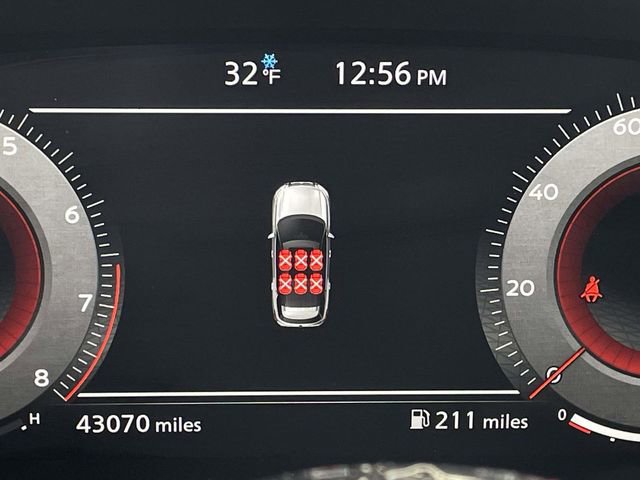 Used 2023 Nissan Pathfinder Platinum w/ Cargo Package image 26