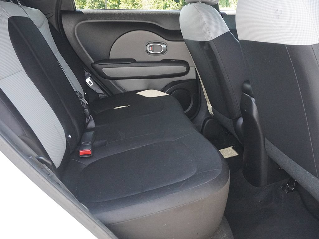 Used 2018 Kia Soul FWD image 23
