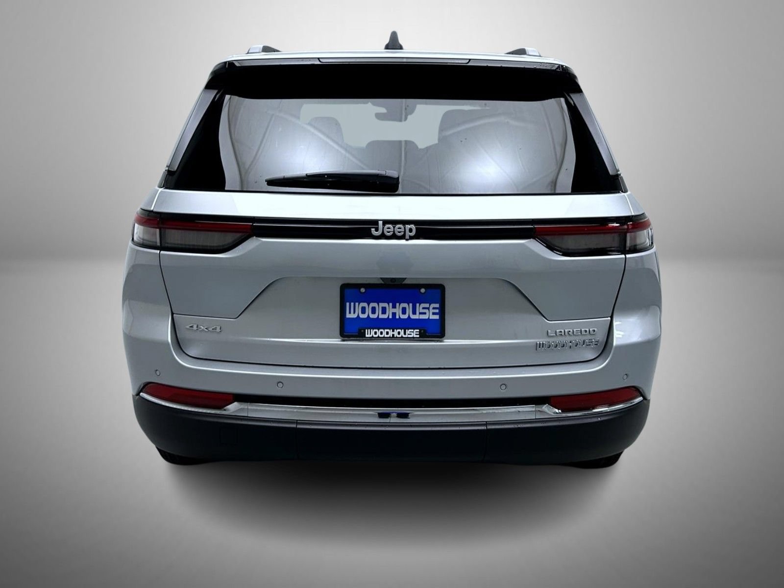 New 2026 Jeep Grand Cherokee Laredo AWD/4WD image 6