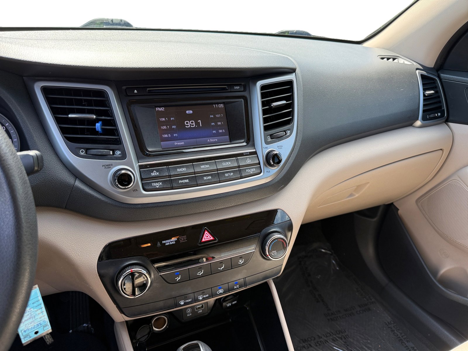 Used 2017 Hyundai Tucson SE FWD image 12