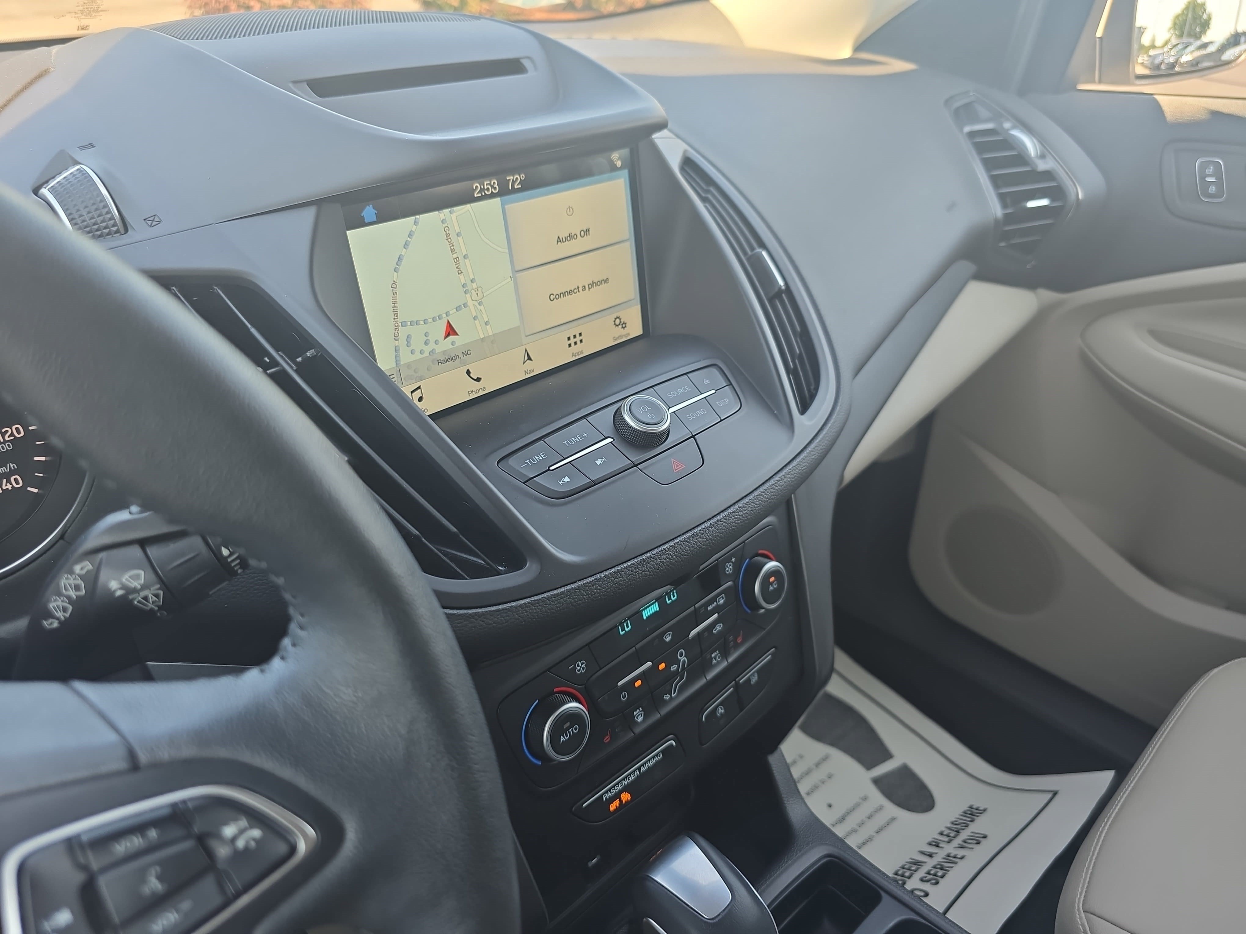 Used 2018 Ford Escape SEL w/ Ford Safe & Smart Package AWD/4WD image 19