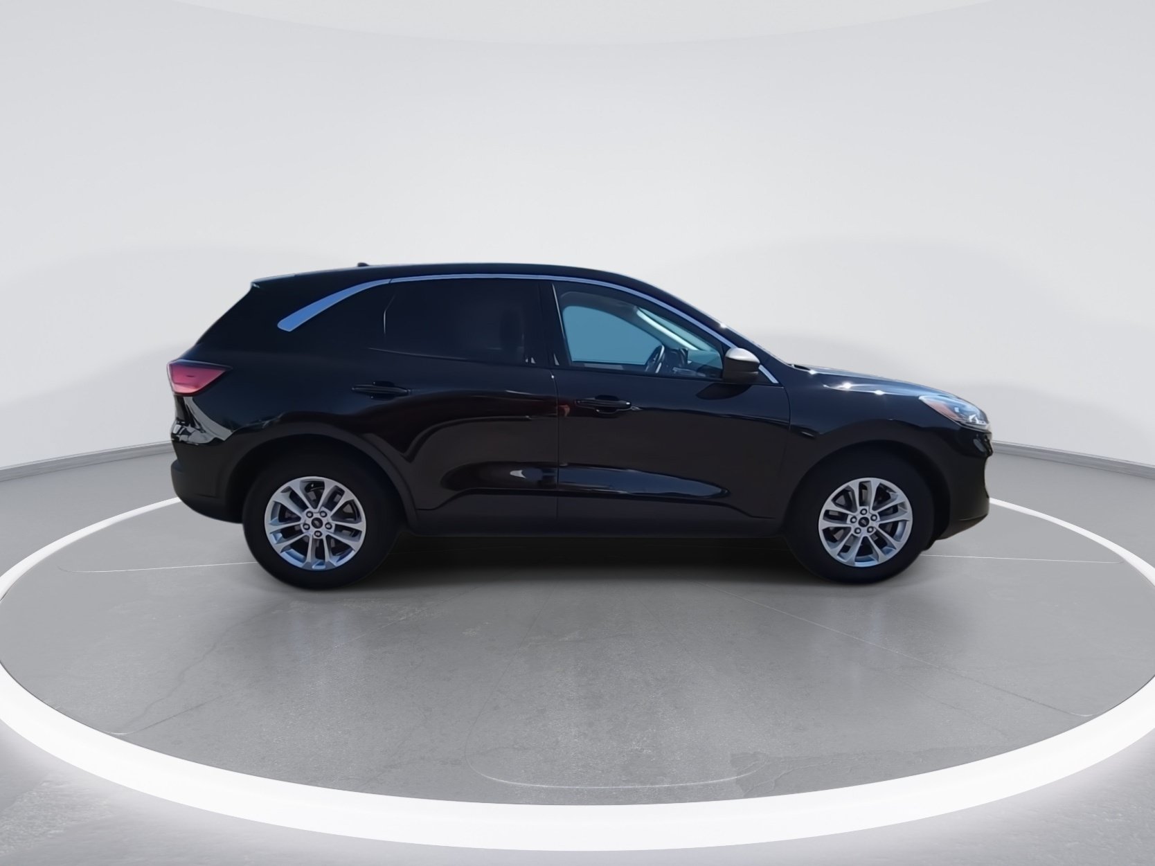 Used 2022 Ford Escape SE w/ Convenience Package FWD image 9