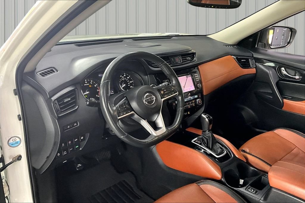 Used 2018 Nissan Rogue SL AWD/4WD image 17