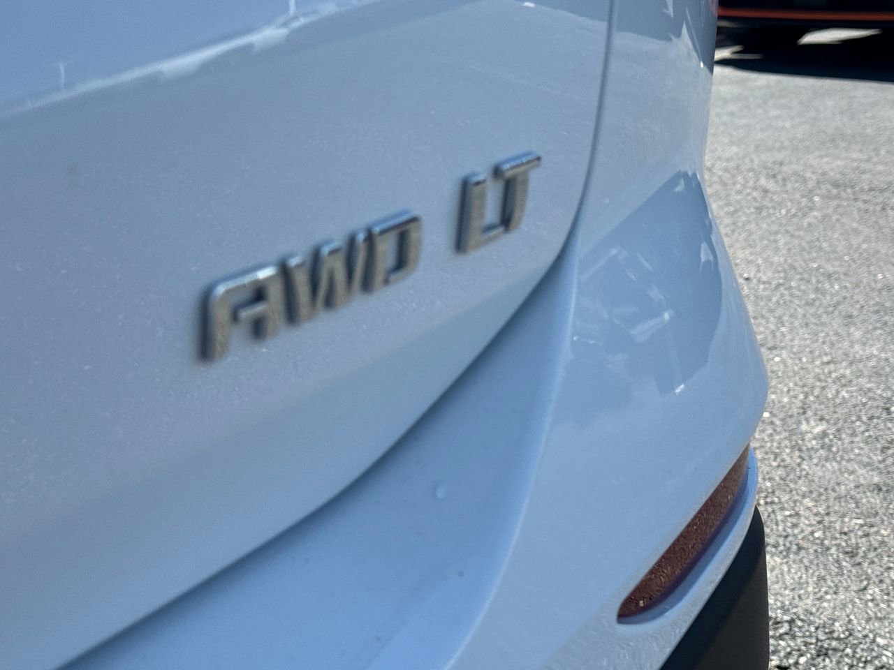 Used 2024 Chevrolet Equinox LT w/ LPO, Floor Liner Package image 10