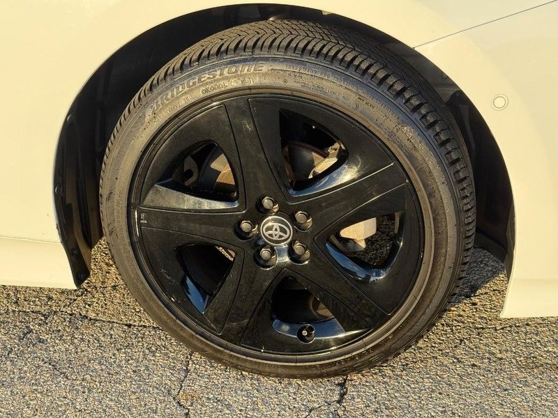 Used 2022 Toyota Prius image 10