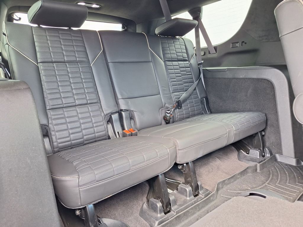 Certified 2023 Cadillac Escalade ESV Sport Platinum w/ Heavy-Duty Trailer Package image 34