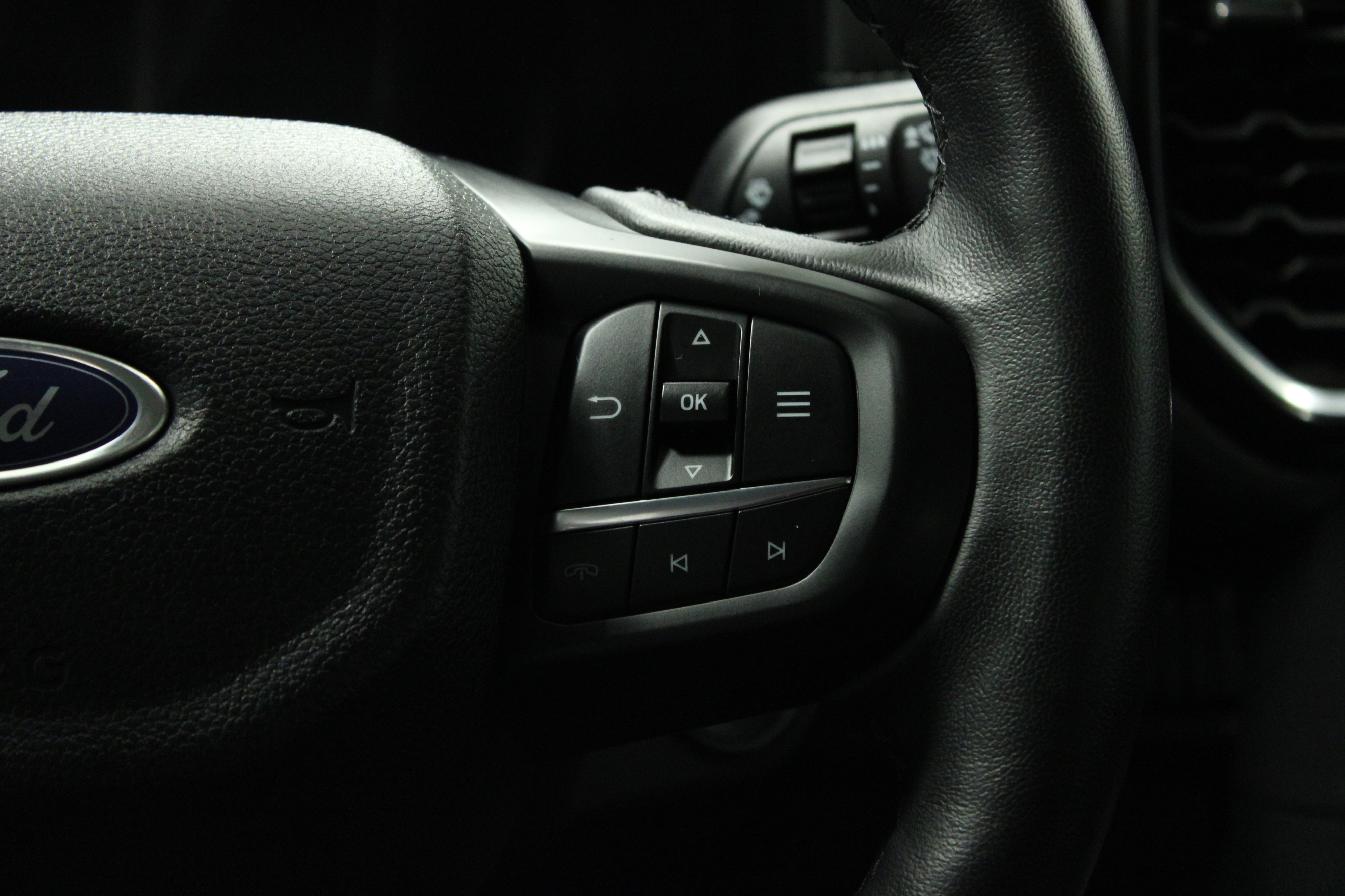 Used 2024 Ford Ranger Lariat w/ FX4 Off-Road Package image 25