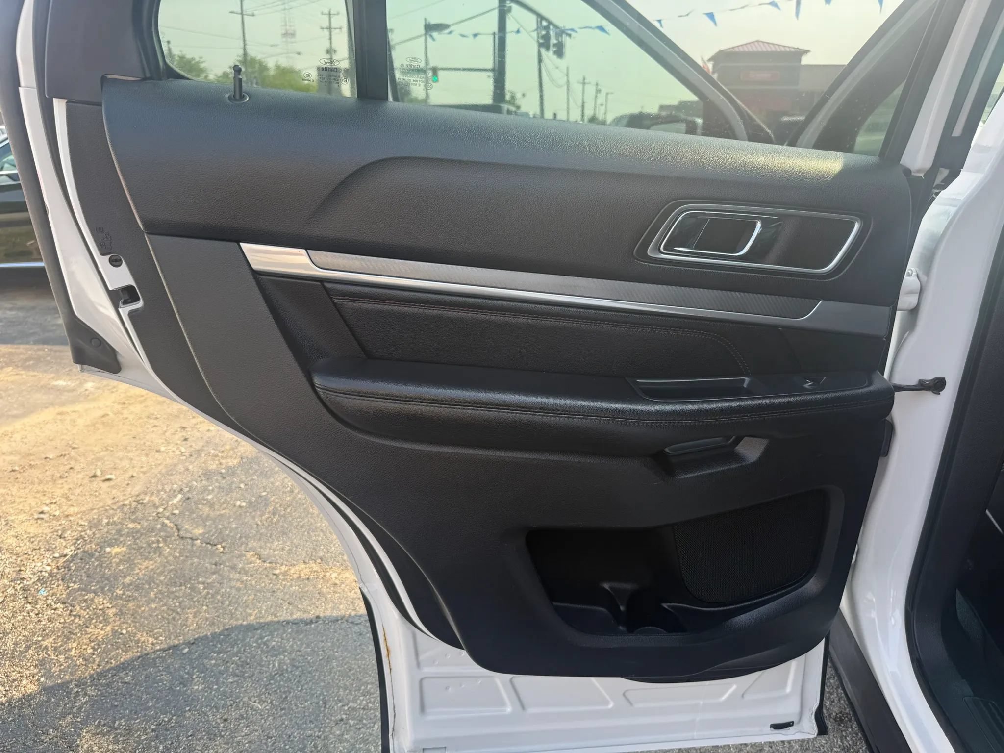 Used 2016 Ford Explorer Sport w/ Equipment Group 401A AWD/4WD image 15