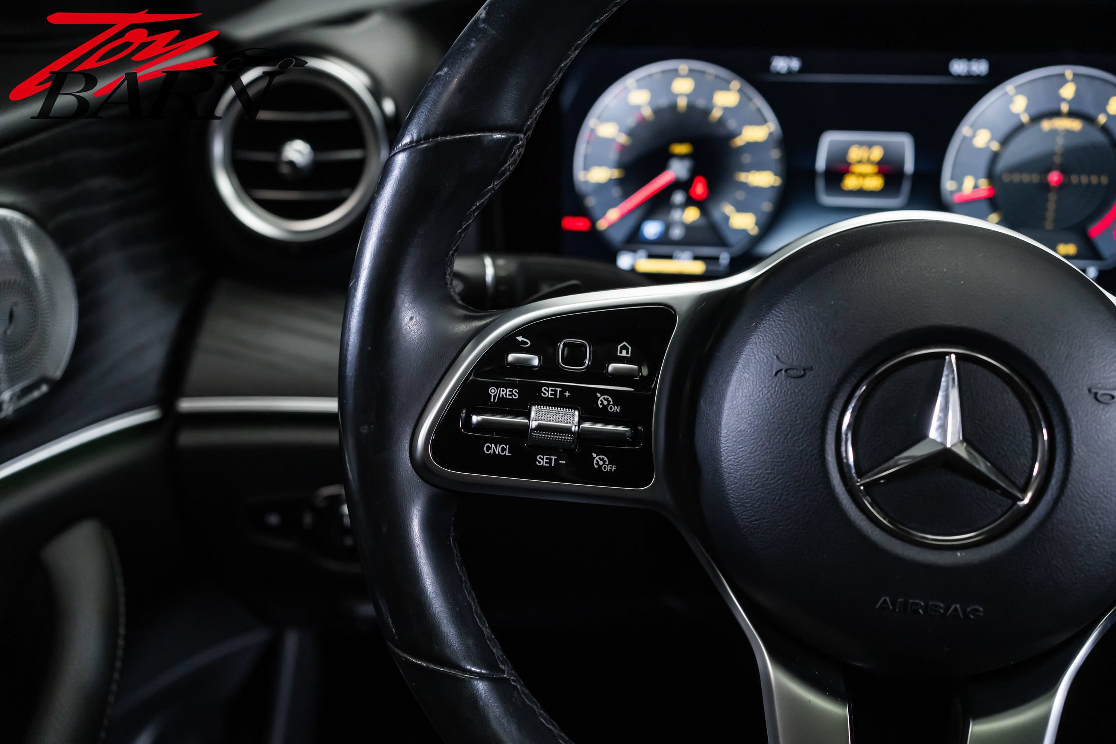 Used 2020 Mercedes-Benz E 350 4MATIC Sedan image 32