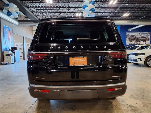 Used 2022 Jeep Wagoneer Series III w/ Flexible Seating Group AWD/4WD image 8