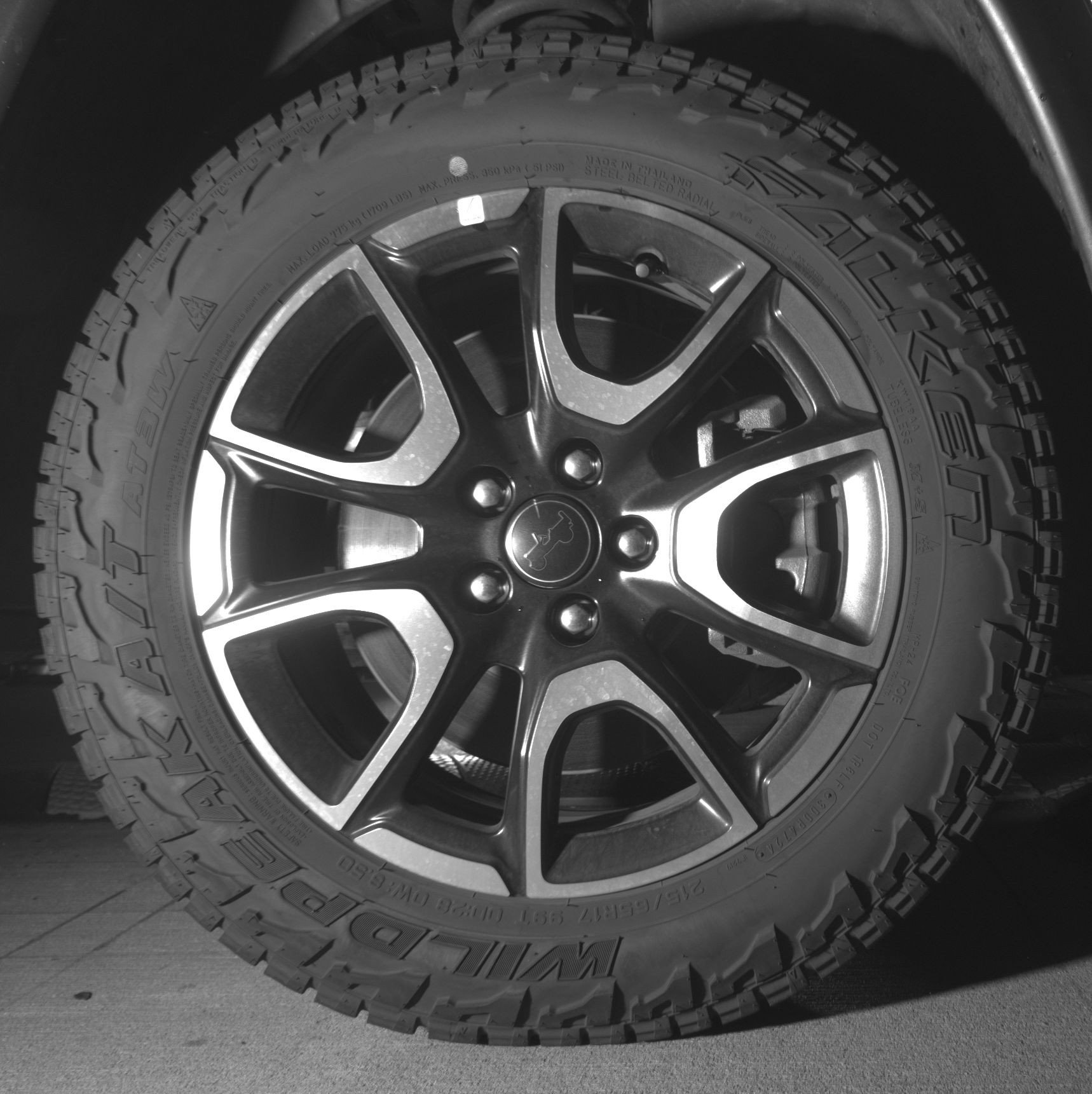 Used 2025 Jeep Compass Trailhawk AWD/4WD image 13
