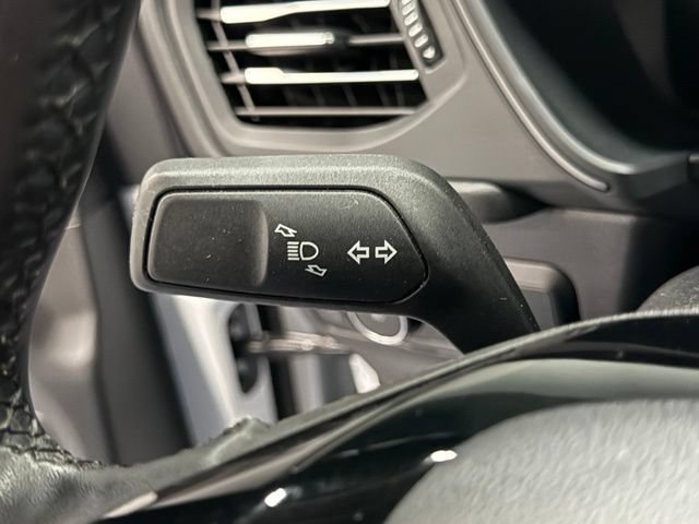 Used 2023 Ford Escape SE FWD image 21