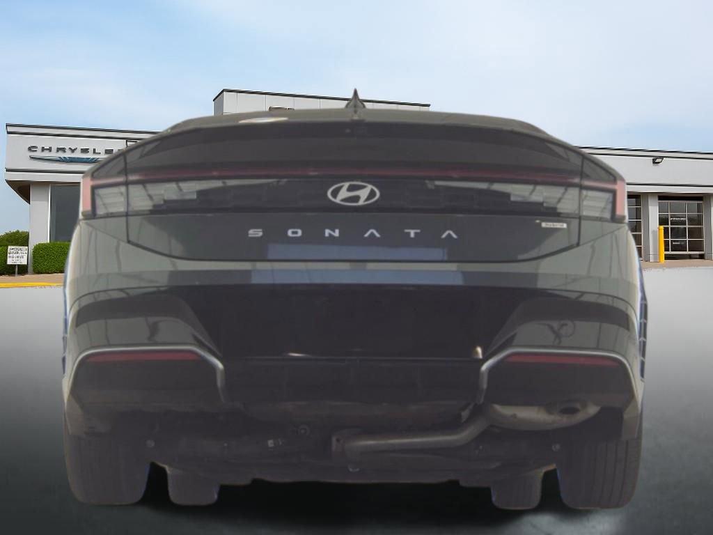 Used 2025 Hyundai Sonata SEL image 4
