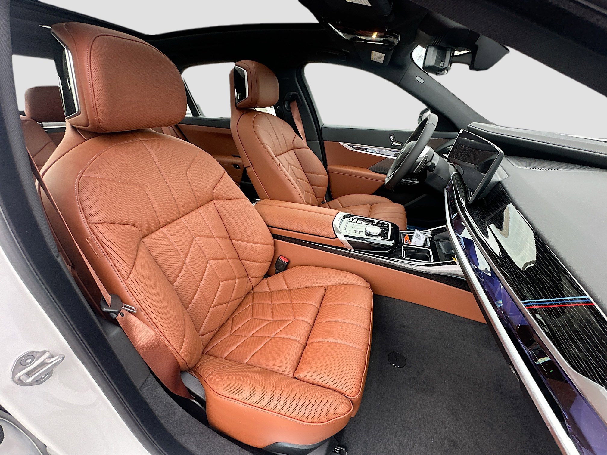 New 2026 BMW 750e xDrive image 23