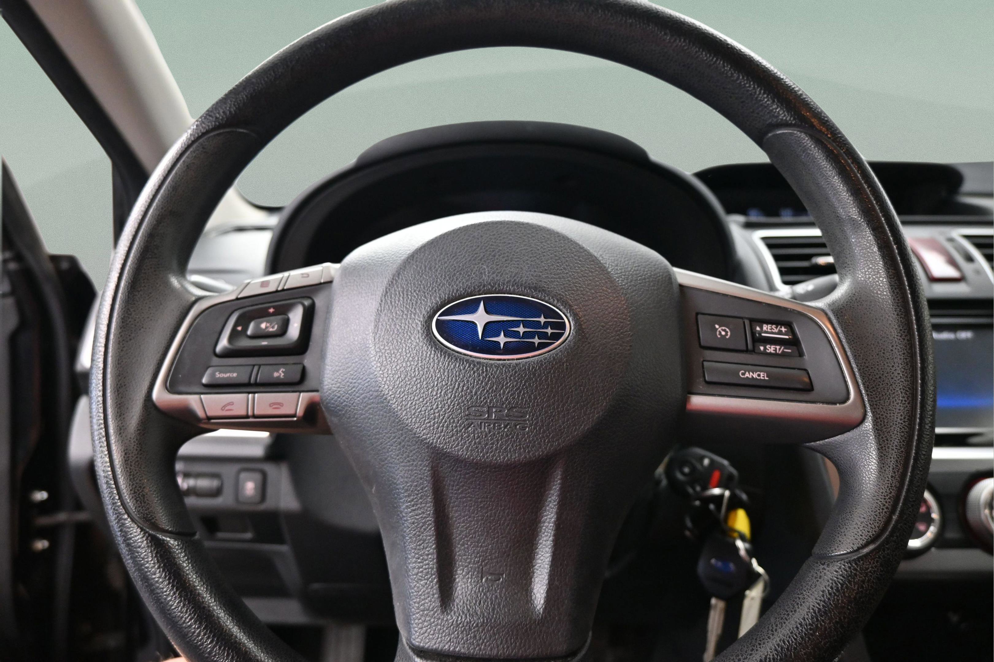 Used 2015 Subaru Crosstrek 2.0i Premium w/ Moonroof Package AWD/4WD image 27