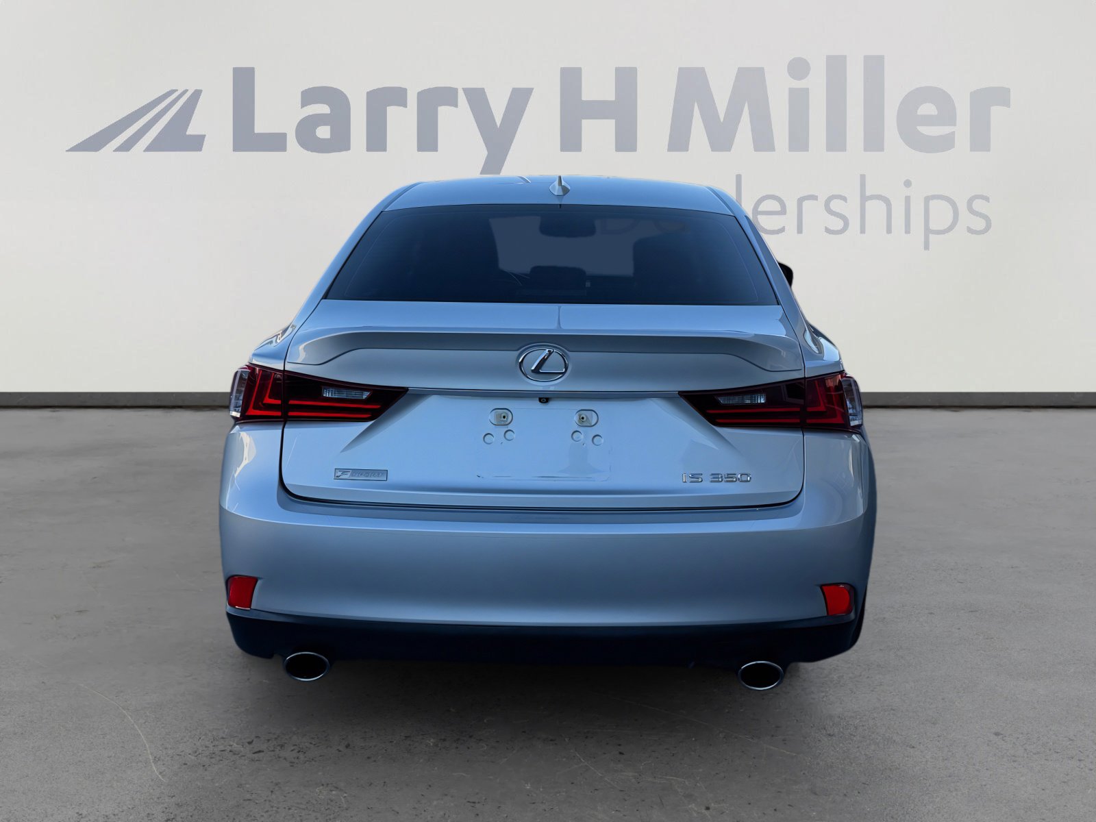 Used 2015 Lexus IS 350 w/ F-Sport Package image 4