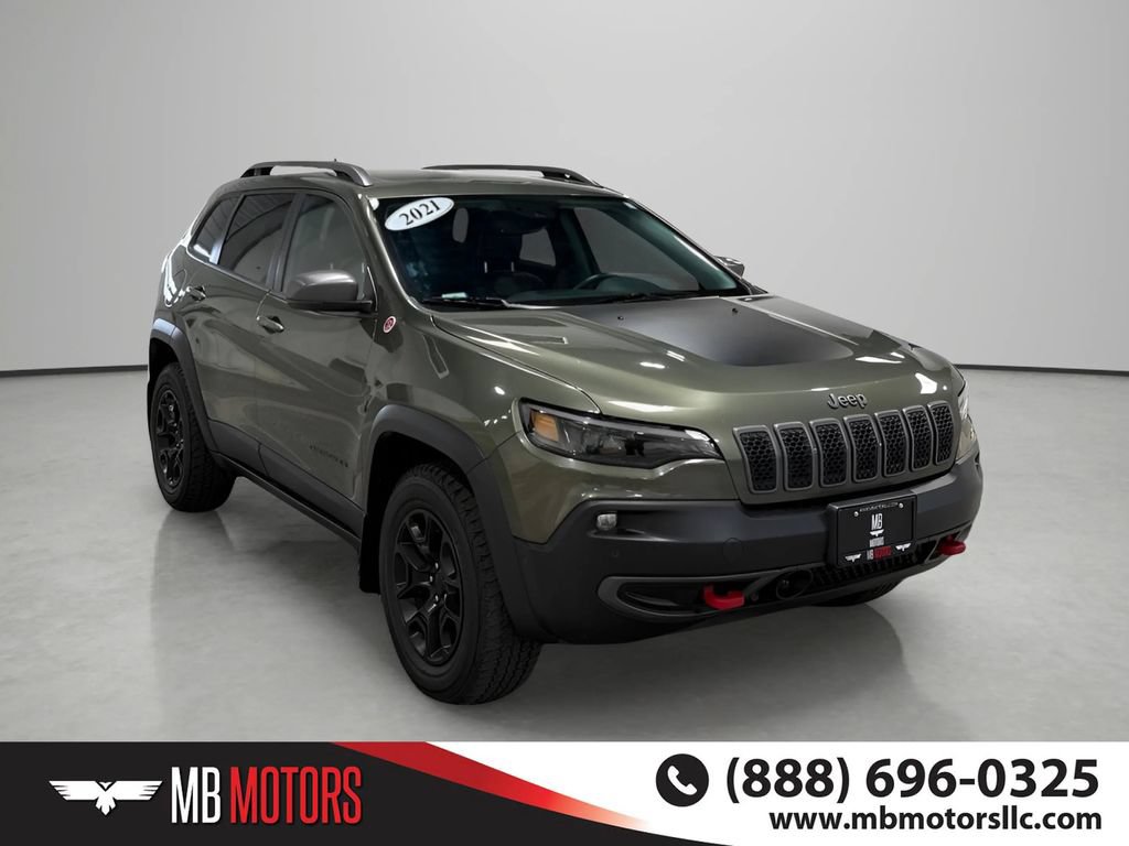 Used 2021 Jeep Cherokee Trailhawk AWD/4WD image 3