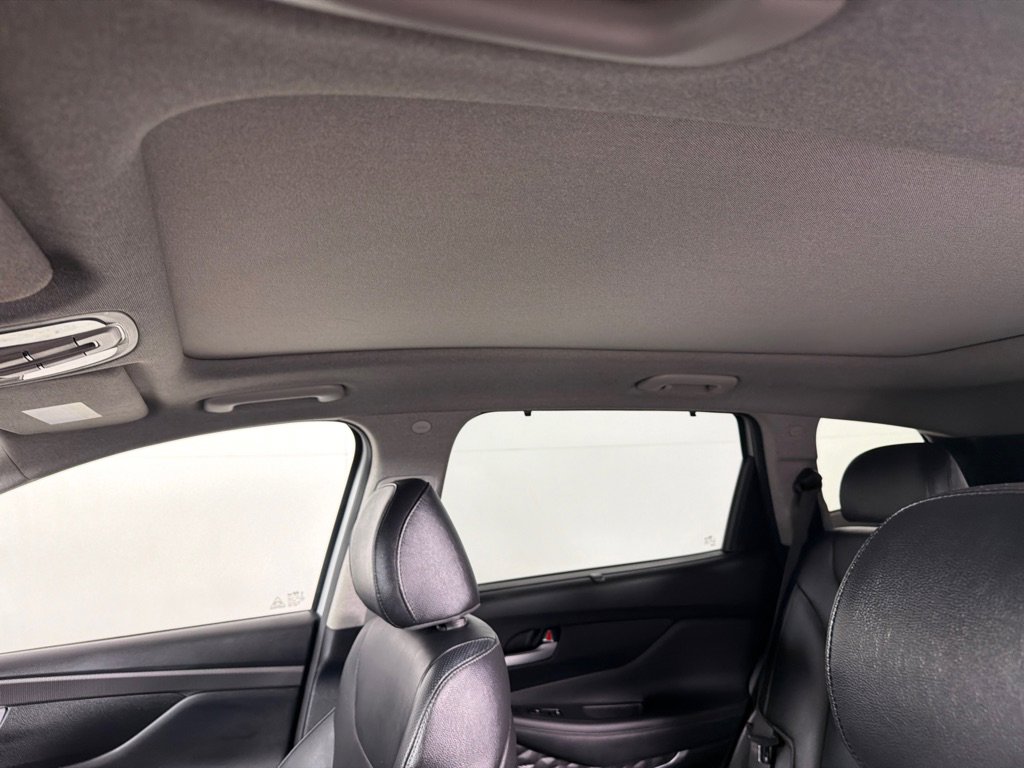 Used 2019 Hyundai Santa Fe AWD image 13