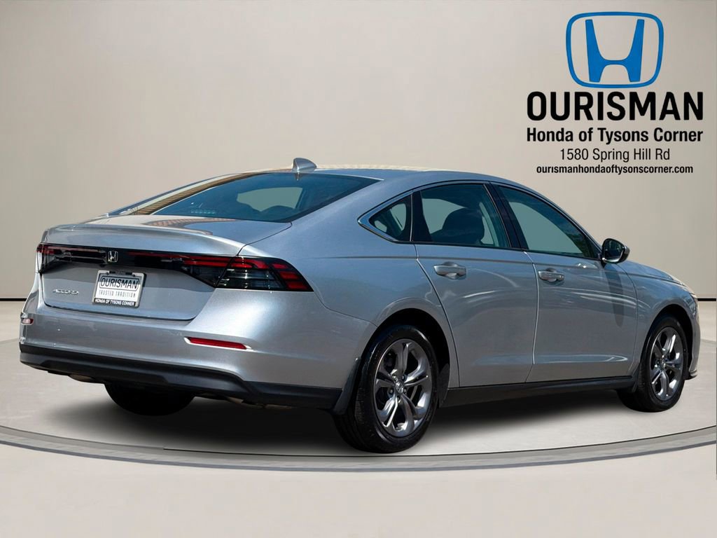 Used 2023 Honda Accord EX image 3