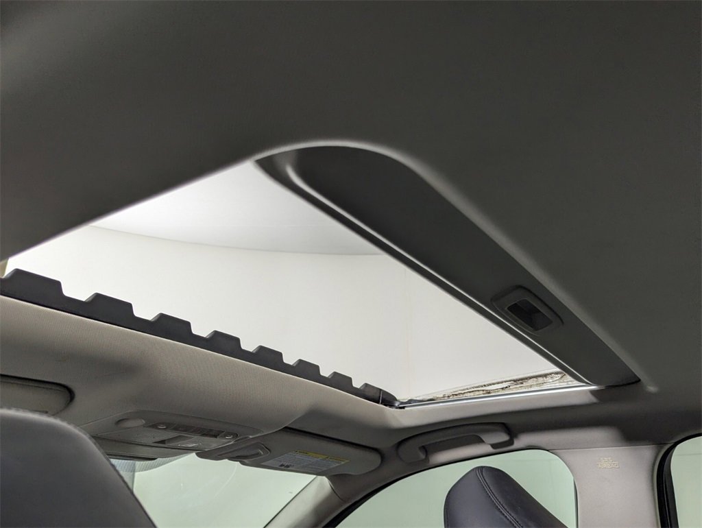 Used 2016 INFINITI Q50 3.0t Premium w/ 3.0T Premium Plus Package image 21