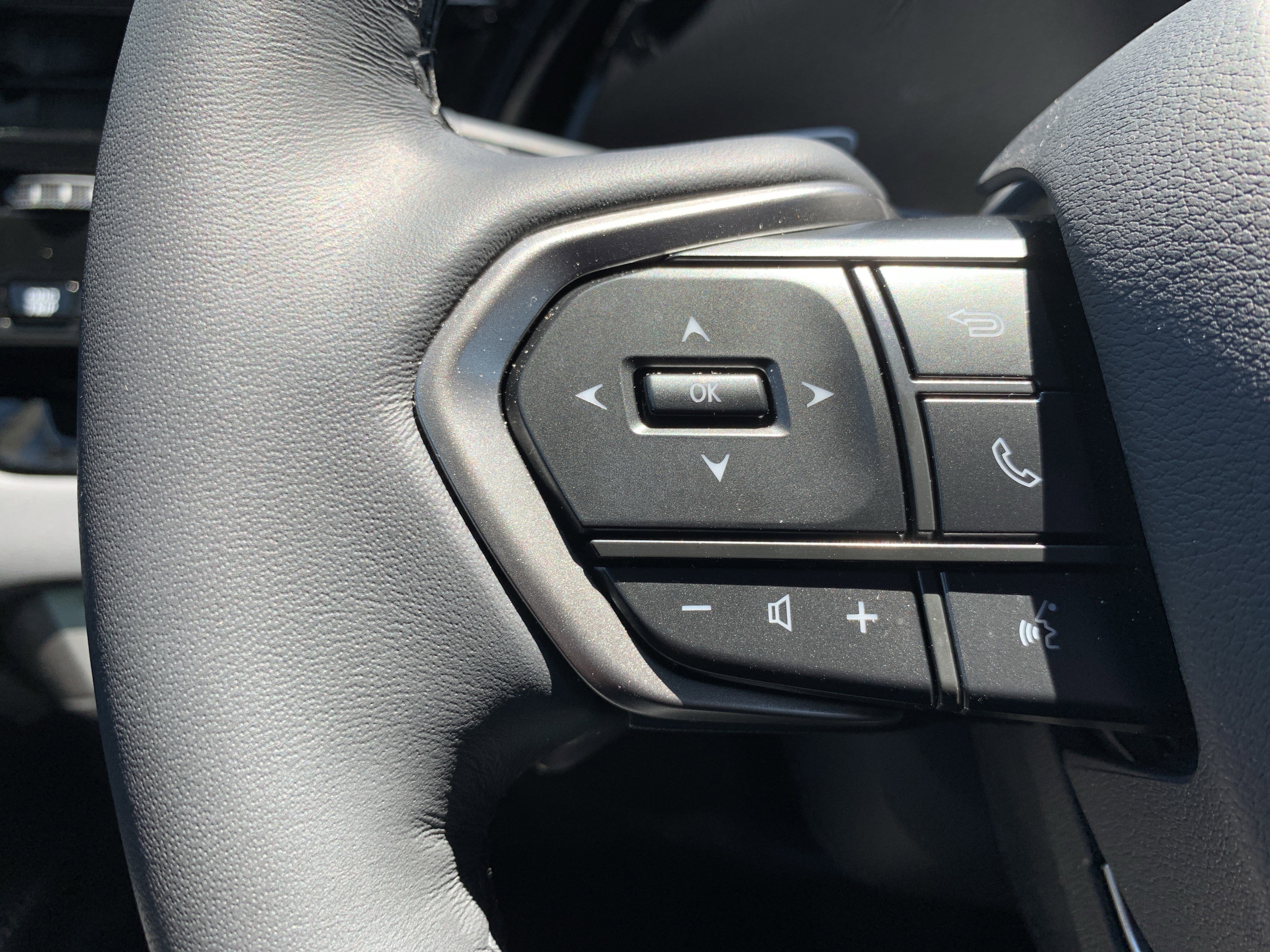 Used 2026 Lexus RX 350h w/ Convenience Package AWD/4WD image 19